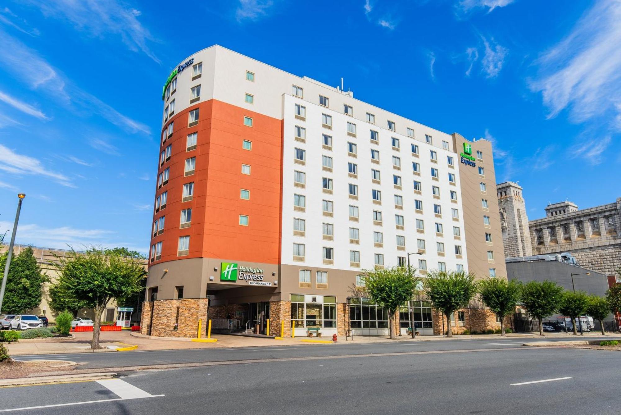Holiday Inn Express Philadelphia Penn'S Landing By Ihg Extérieur photo